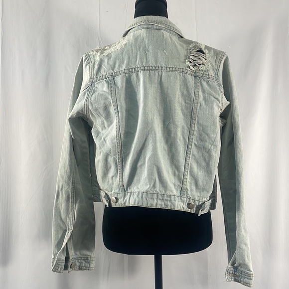 Distressed Light washed blue Denim jacket,Large - Picture 2 of 9